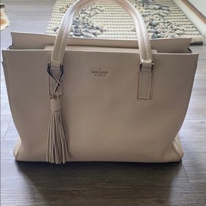 White leather Kate Spade bag, in great condition!